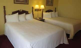 Honeysuckle Inn - Mountain View