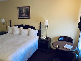 Honeysuckle Inn - Mountain View