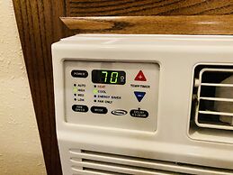 Honeysuckle Inn - Mountain View