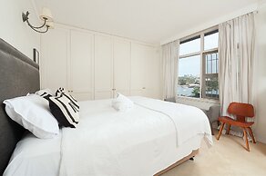 Harbour Front Single Level Apartment