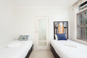 Harbour Front Single Level Apartment
