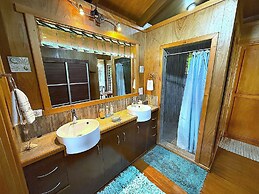 Sigasiga Sands Boutique Bungalows