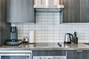 Front Street Luxury Condos