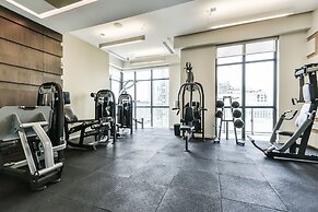 Front Street Luxury Condos