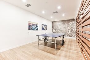 Iceboat Terrace Luxury Condos