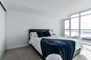 Iceboat Terrace Luxury Condos