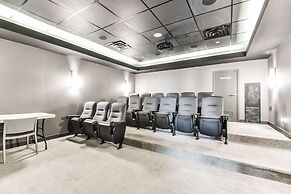 Iceboat Terrace Luxury Condos