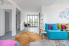 Mythos Luxury Suites