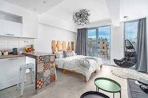 Mythos Luxury Suites