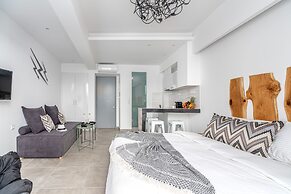 Mythos Luxury Suites