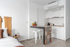 Mythos Luxury Suites