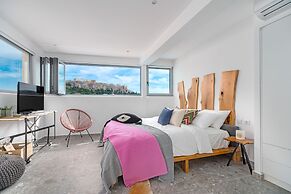 Mythos Luxury Suites