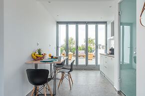 Mythos Luxury Suites