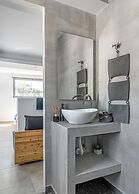 Mythos Luxury Suites