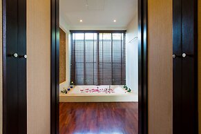 Kata Gardens Penthouse Seaview with Pool 8C