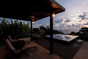 Kata Gardens Penthouse sea view 4C near Kata Noi Beach