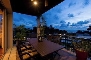 Kata Gardens Penthouse sea view 4C near Kata Noi Beach