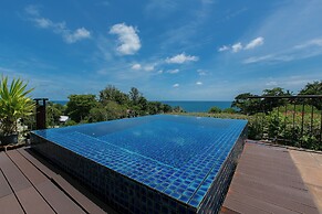 Kata Gardens Penthouse sea view 4C near Kata Noi Beach