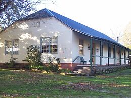 Colonial Inn Guest Rooms