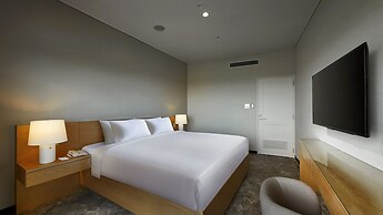 ANA Crowne Plaza Resort Okinawa Uruma Hills by IHG