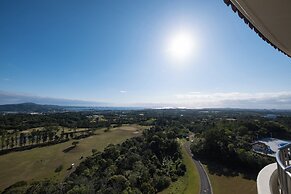 ANA Crowne Plaza Resort Okinawa Uruma Hills by IHG