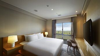 ANA Crowne Plaza Resort Okinawa Uruma Hills by IHG