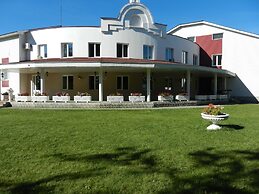 Health Resort Nadezhda - Hostel