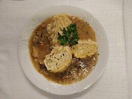 Prenocisca Miklavcic