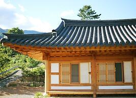 Hadong Today Sun Hanok Traditional House