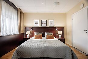 Solna Park & Hotel