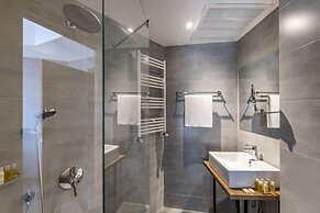 BARNOVI BOUTIQUE HOTEL