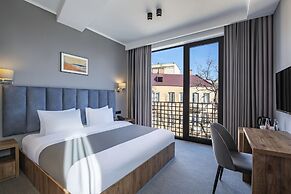 BARNOVI BOUTIQUE HOTEL