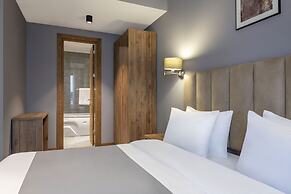 BARNOVI BOUTIQUE HOTEL