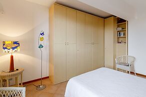 Fontana Vecchia Seaview Apartment 