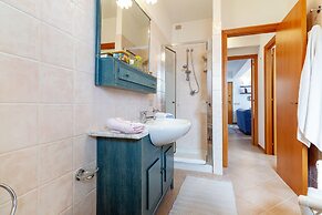 Fontana Vecchia Seaview Apartment 