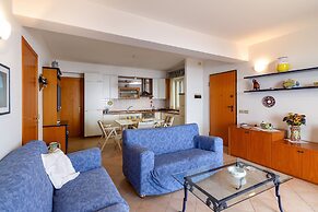 Fontana Vecchia Seaview Apartment 