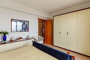 Fontana Vecchia Seaview Apartment 