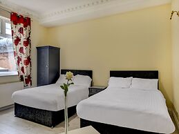 Empire Hotel
