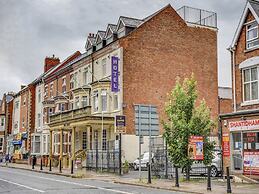 Empire Hotel