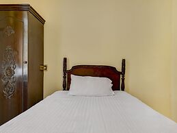 Empire Hotel