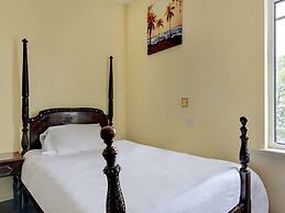 Empire Hotel