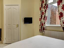 Empire Hotel