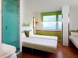 ibis budget Warszawa West Station