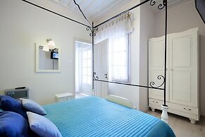 Alkionides Seaside Apartments