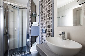 Alkionides Seaside Apartments