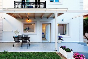 Alkionides Seaside Apartments