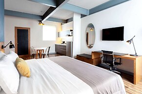 TRYP by Wyndham San Luis Potosi Hotel & Suites