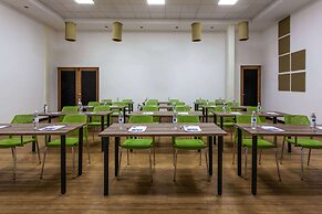 TRYP by Wyndham San Luis Potosi Hotel & Suites