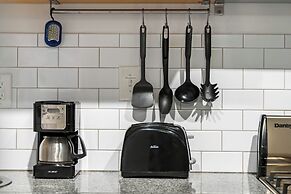 Studios On 25th by BCA Furnished Apts