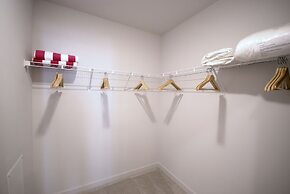 Spectacular Apartments by BCA Furnished Apts